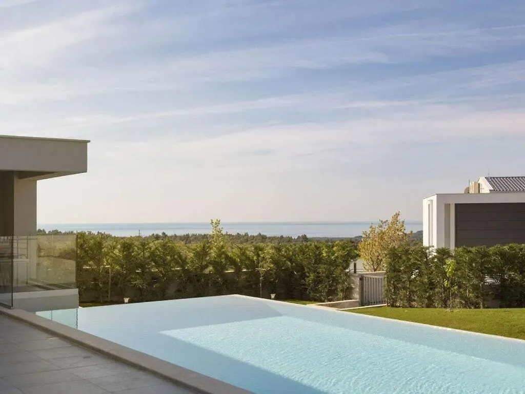 Paola Comfortable Holiday Residence Diminići
